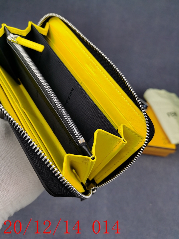 超激安ブランド財布偽物角部分ディテール